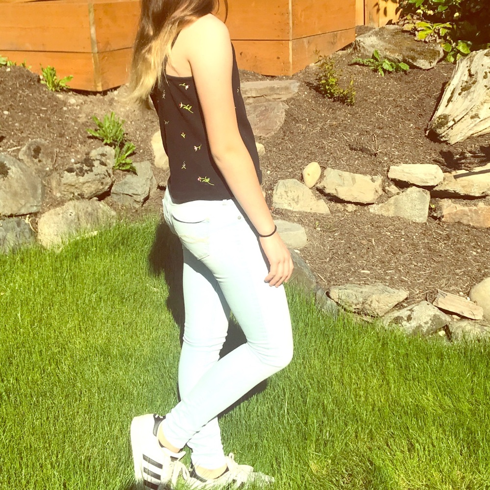 Vintage tank top with flowers